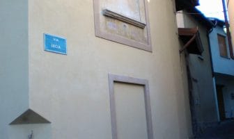 Edificio tradizionale casa di Lucia rione Acquate