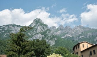 Monte Resegone visto dal rione Germanedo