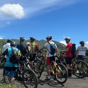 Escursione in MTB ai Piani dArtavaggio